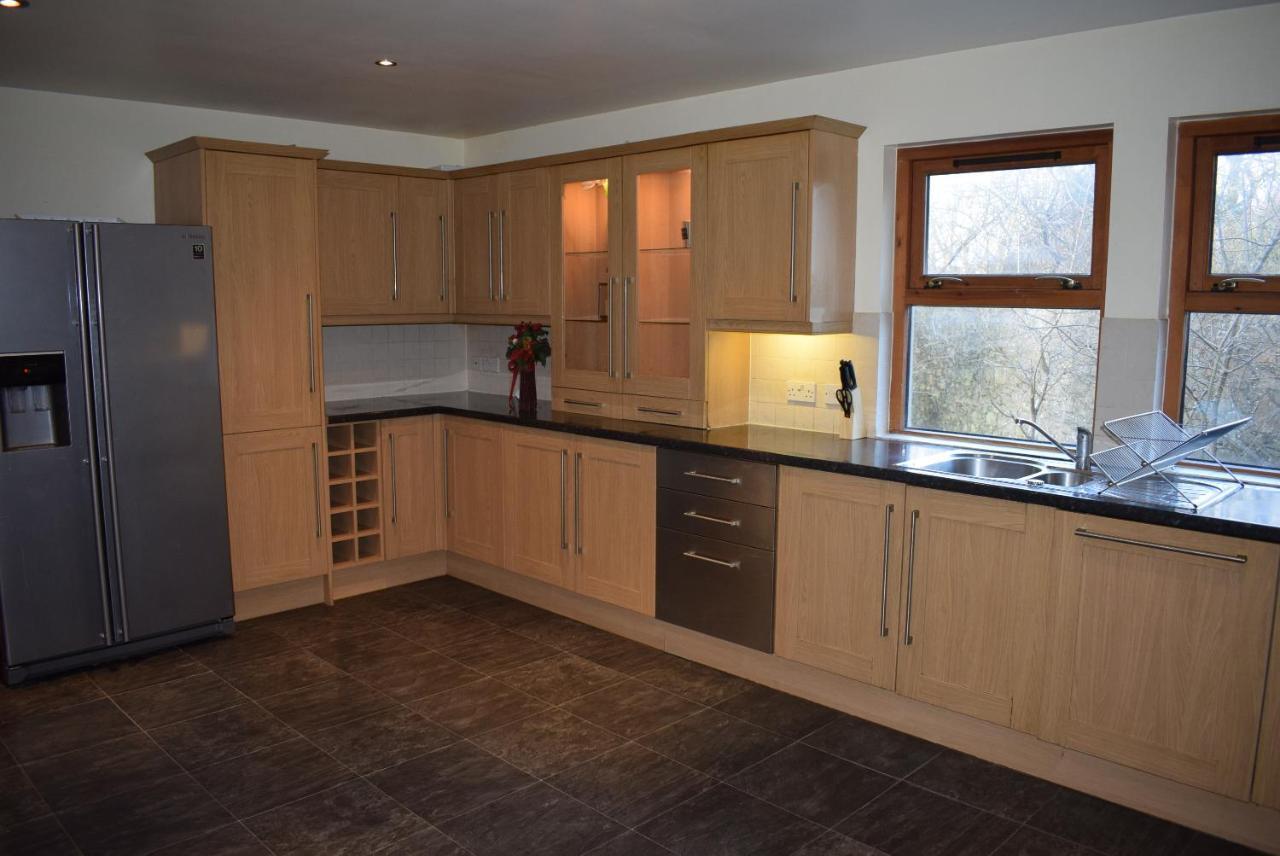 Kelpies Serviced Apartments Kavanagh- 5 Bedrooms Bathgate Exterior foto